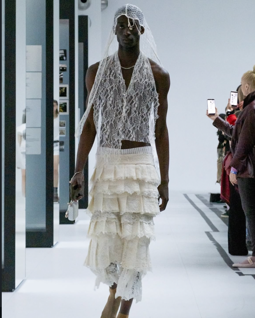 Look 5